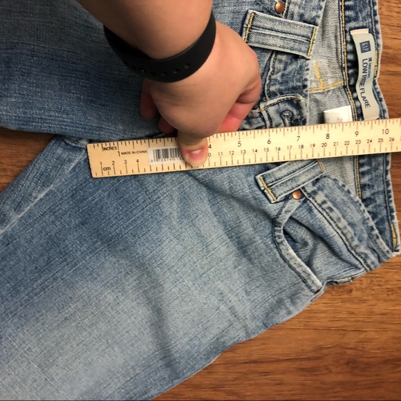 GAP LowRise flare ankle jeans size 4 light wash - Picture 5 of 7
